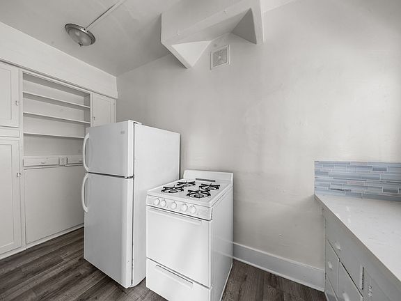 3rd image of 278 Falcon Ave APT 3