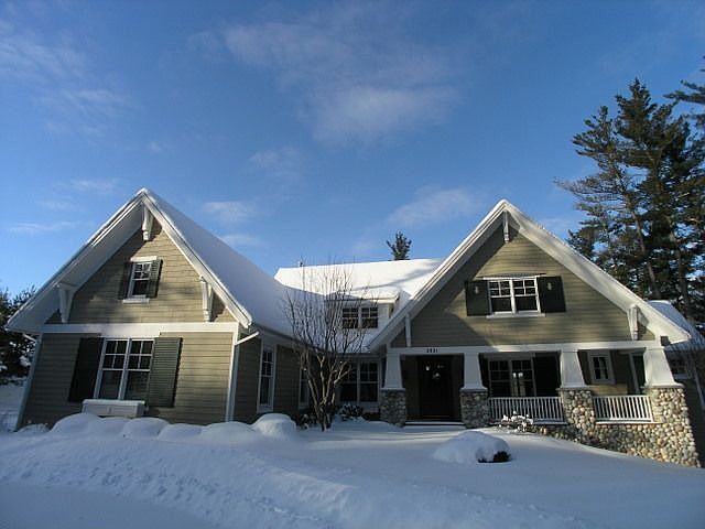 2021 Timber Point Dr. 