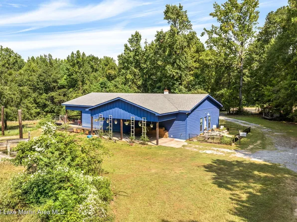 2816 Red Hill Rd, Eclectic, AL 36024