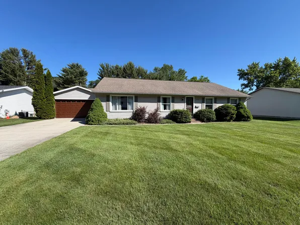 1856 Hendrick Rd, Norton Shores, MI 49441