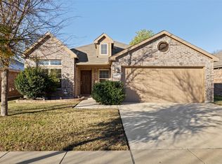 4909 Lemon Grove Dr, Fort Worth, TX 76135