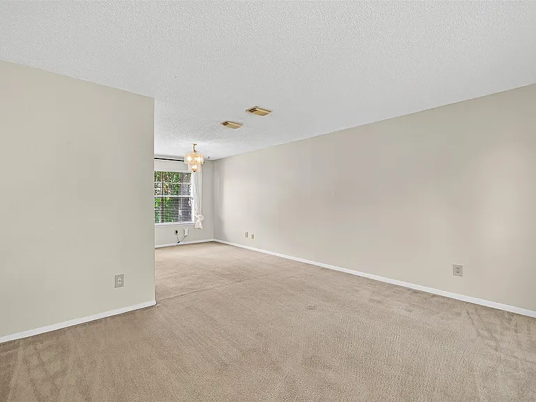 4514 Treasure Trl — Photo 8