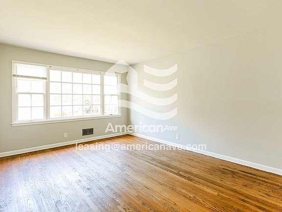 58228_005_living_room_5.jpg