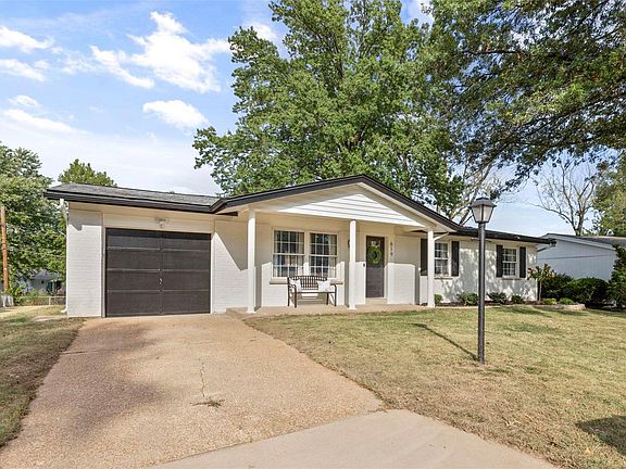 2nd image of 619 Twig Ln