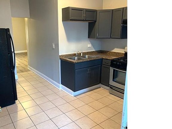 4th image of 7111 S Greenwood Ave #1