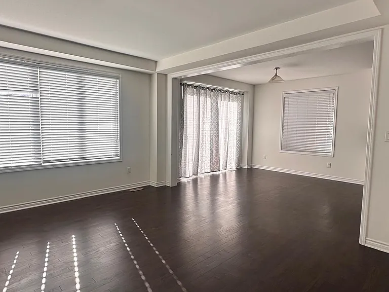 516 Equestrian Way — Photo 7
