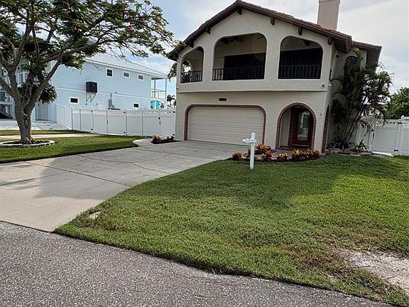 3rd image of 15810 REDINGTON DRIVE