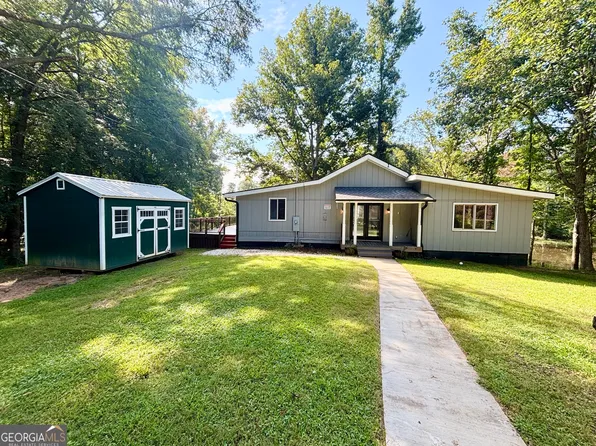 557 Benttree Cir, Toccoa, GA 30577