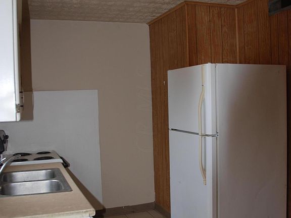4th image of 1900 Agler Rd