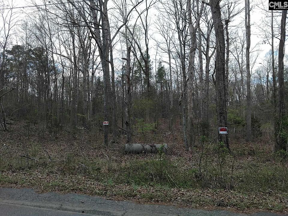 2nd image of 110 Wayne McCaw Rd