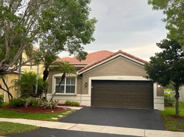 1020 Silktree Ln, Weston, FL 33327