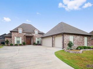 10333 Crooked Creek Ln, Denham Springs, LA 70726