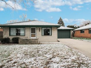 4230 N 94th St, Wauwatosa, WI 53222
