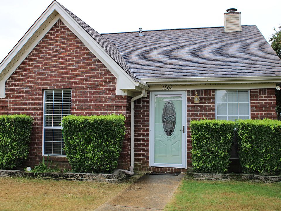 2nd image of 1502 Gun Club Rd