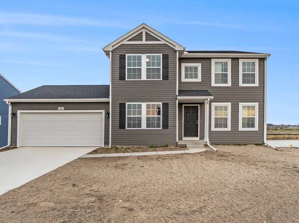 13752 Oasis Ave, Holland, MI 49424