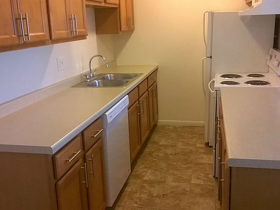 4th image of 2600 Bryant Ave S APT 302