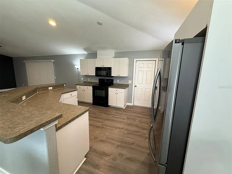 3745 Sardinia Ave — Photo 4