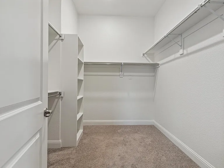 810 Mildren Ln — Photo 20