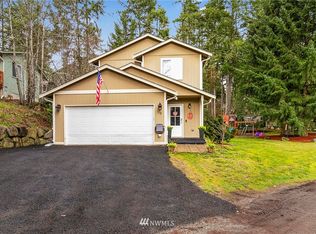 118 NE Larson Lake Rd, Belfair, WA 98528