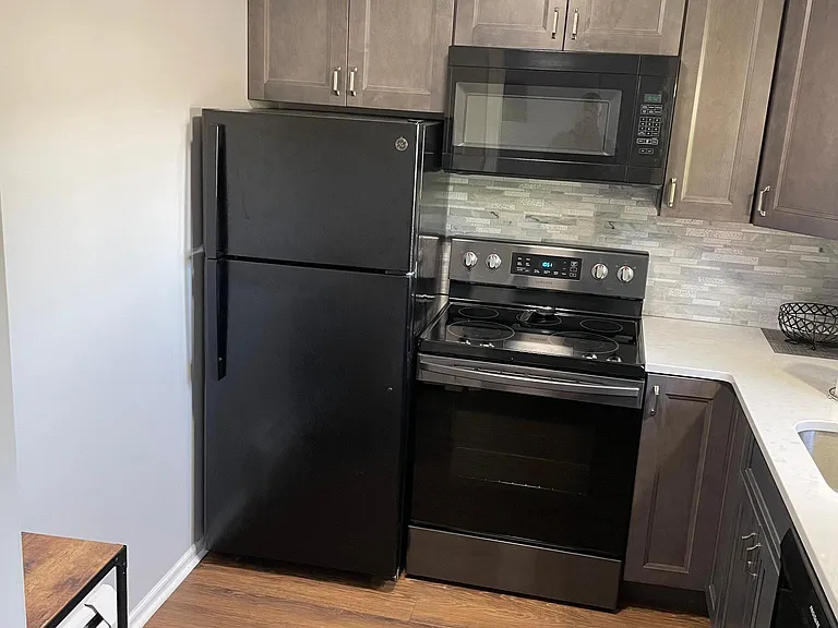 35 Brewster Rd #C — Photo 4