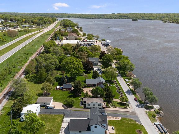 4th image of 1401 Canal Shore Dr SW