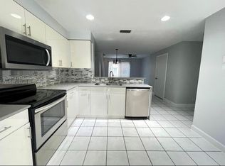 1566 Coronado Rd, Weston, FL 33327