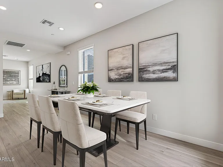 2601 E Clarendon Ave #3 — Photo 21