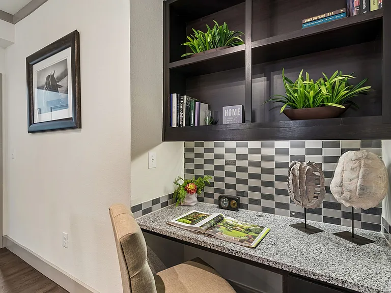Plantation Park Apartments — Photo 9