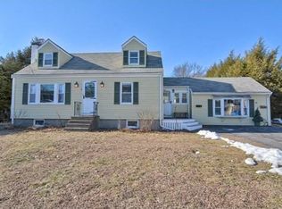 5 Johns Ave, Medfield, MA 02052