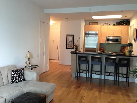 Rented by MLX | media 20