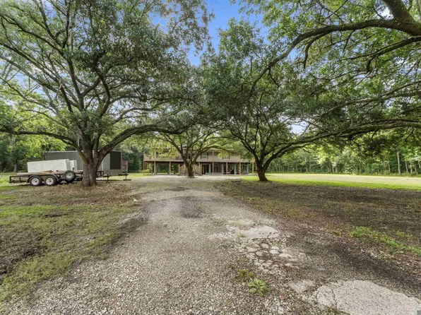 10028 Highway 937, Saint Amant, LA 70774