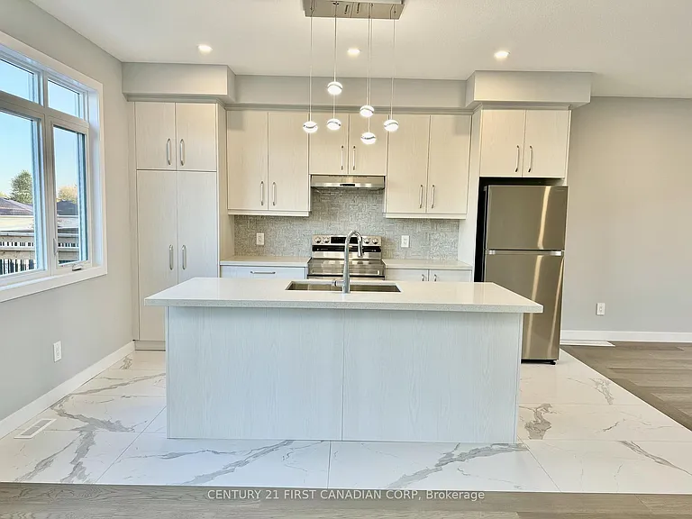 349 Southdale Rd E #26 — Photo 8
