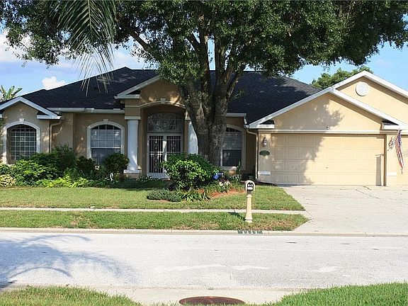 2nd image of 1111 Fox Chapel Dr