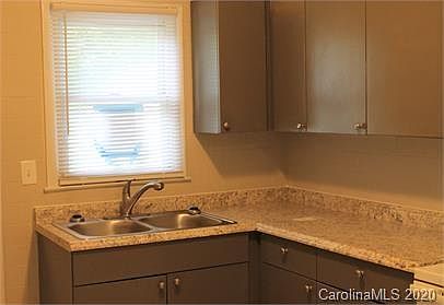 2nd image of 4601 Springview Rd
