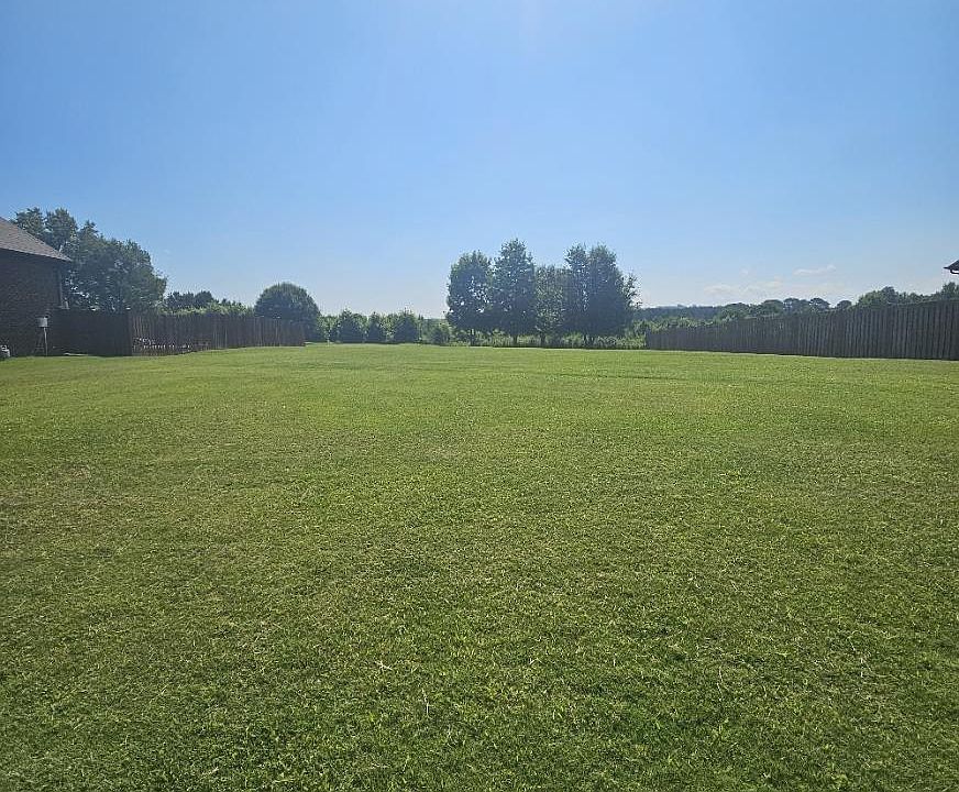 2nd image of 560 Willow Branch Rd #24