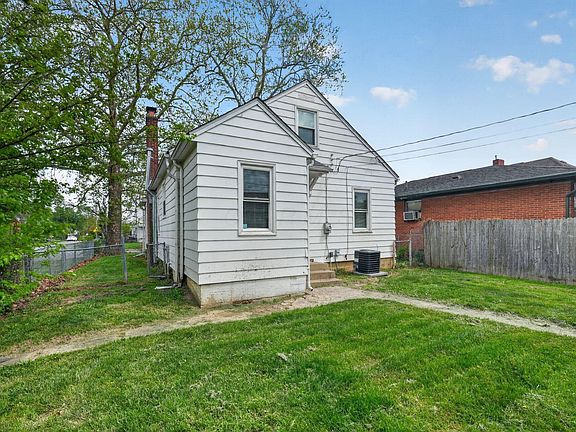 5th image of 669 S Hampton Rd