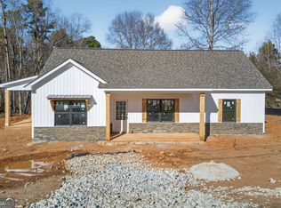82 Wiley Dr, Douglasville, GA