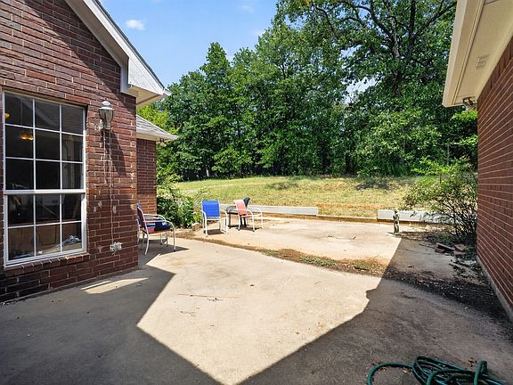 3rd image of 804 Waterloo Lake Dr
