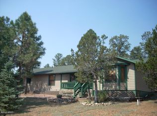 2970 Arrowhead Dr, Overgaard, AZ 85933