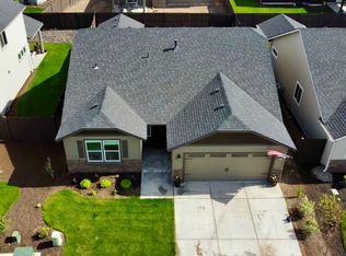 2378 NW Kingwood Ave, Redmond, OR 97756