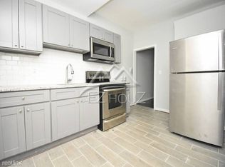 1426 E Oliver St, Baltimore, MD 21213