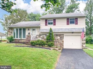 1242 Tulip Rd, Warminster, PA 18974