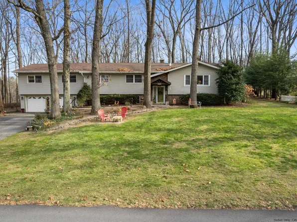 154 Mountian View, Tillson, NY 12486