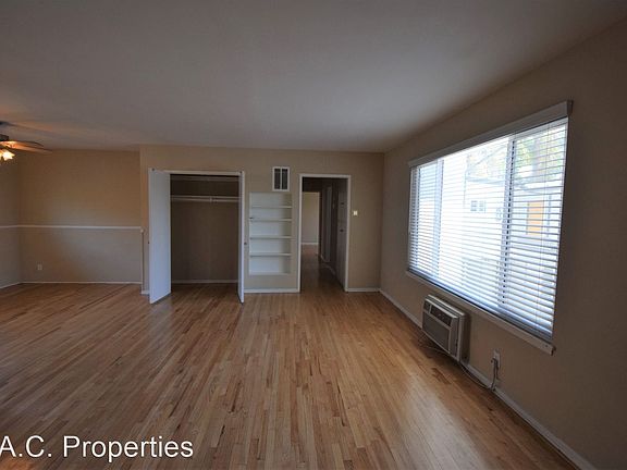 2nd image of 4924 Tujunga Ave #8