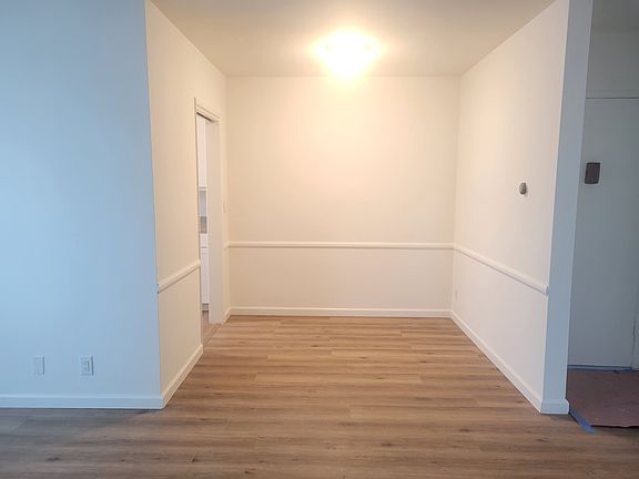 4th image of 1533 S Bedford St APT 3