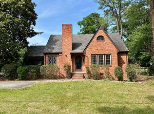 7314 Three Chopt Rd, Richmond, VA 23226