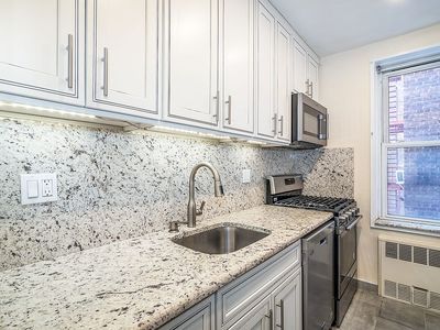 33-44 91st St APT 2T, Queens, NY, 11372