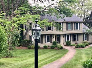 15 Bracelan Ct, Lenox, MA 01240