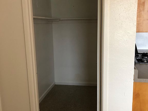walk in pantry