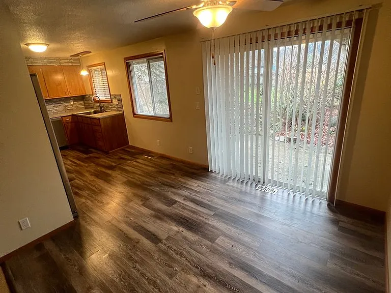 5869 G St #389 — Photo 7